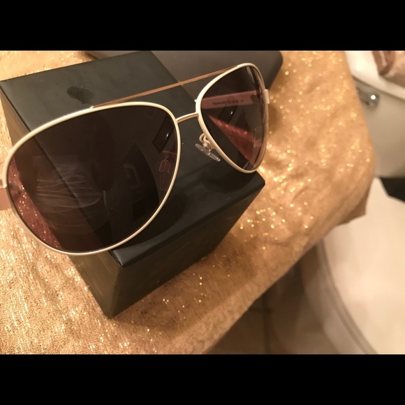 ‼️SOLD‼️NWT ROBERT CAVALLI sunglasses. SOLD‼️ - Picture 4 of 4
